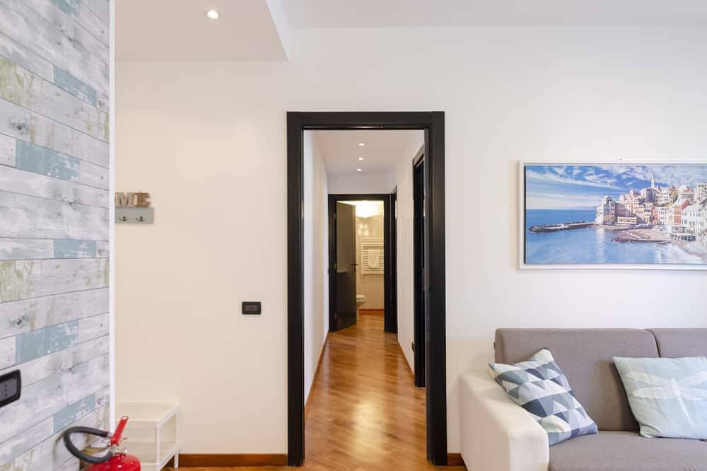Dock of the Bay Genova 2b/1b + 1 private garage and balcony + 1 Extra garage in Genua (Stadt), Genua