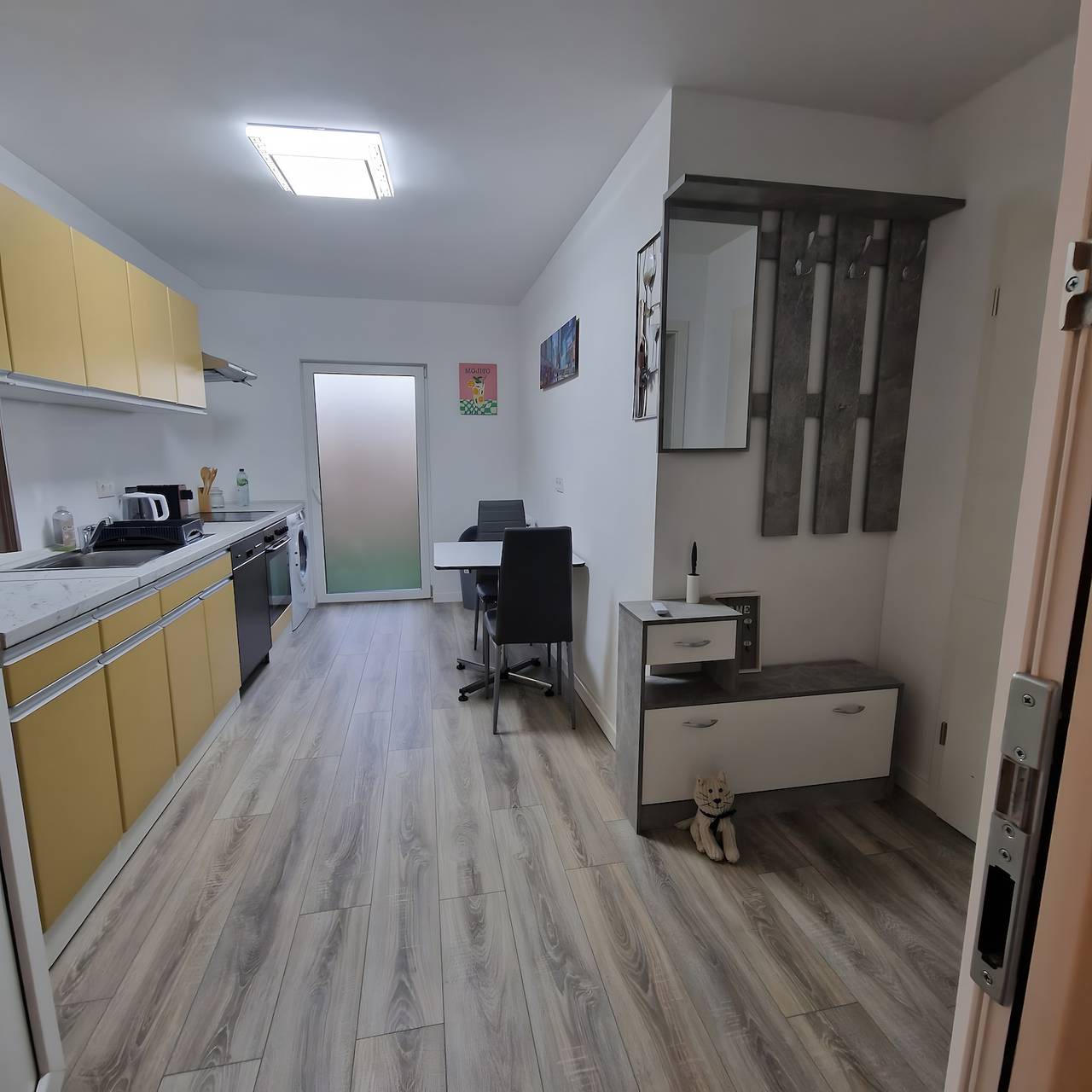 Monteurzimmer Wohnung Raul – Moderne Unterkunft in Dillingen, Werderstraße 88 in Dillingen, Dillingen/ Saar