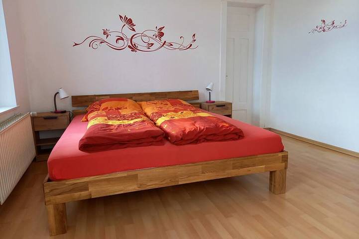 Luxus-Ferienhaus für 16 Personen, mit Garten