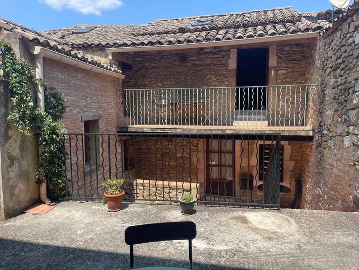 Location de vacances pour 16 personnes, avec balcon et jardin ainsi que piscine et vue à Saint-André-de-Roquepertuis - 3