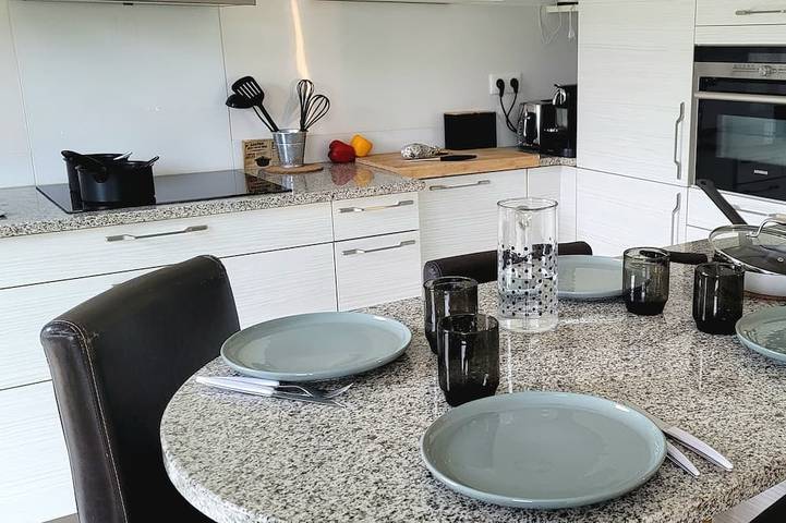 Appartement de vacances pour 4 personnes, avec terrasse et jardin