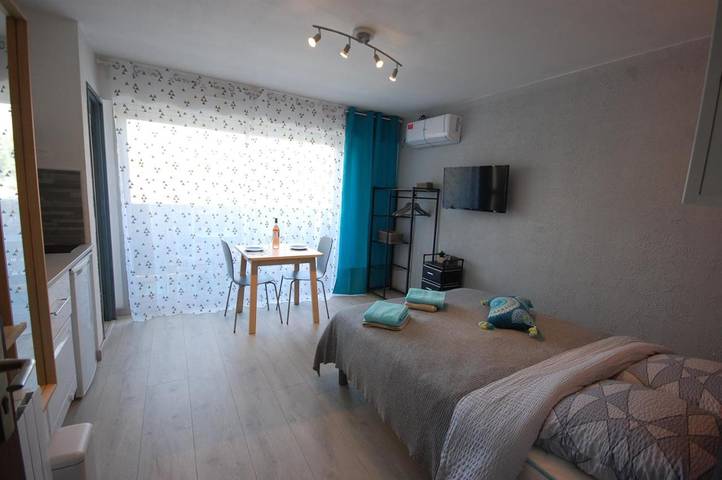 Gîte pour 3 personnes, avec balcon dans Plage du Grazel - 3