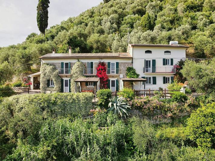 Casa vacanza per 12 persone, con giardino a San Giuliano Terme
