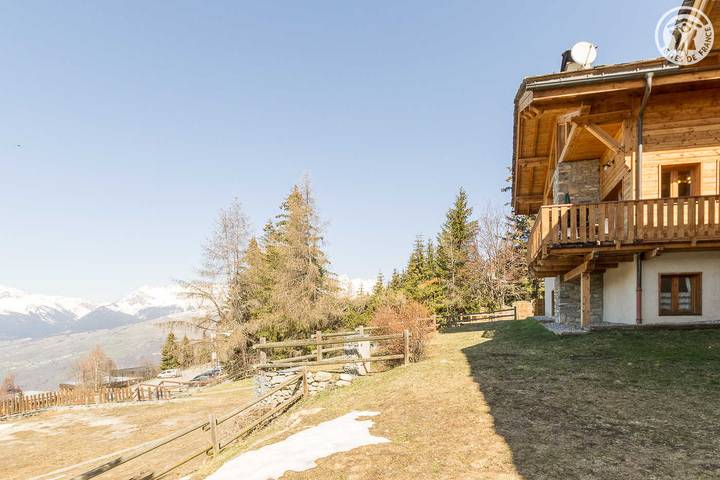 Chalet pour 10 personnes, avec balcon/terrasse ainsi que terrasse et sauna à Peisey-Nancroix - 4