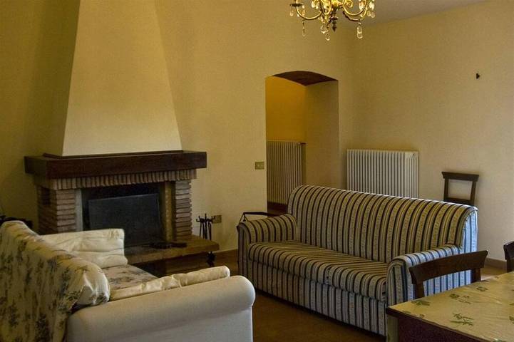 Gîte pour 6 personnes, avec jardin à Gubbio - 3