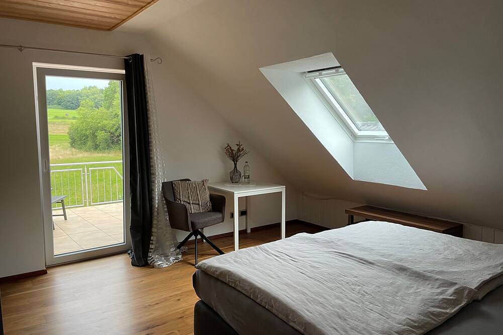 Ganze Wohnung, Ferienwohnung Waldesrand in Frankenberg (Eder), Waldecker Land