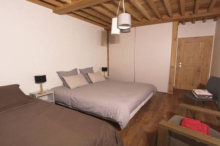 Location de vacances pour 5 personnes, avec jardin à Faverges - 2