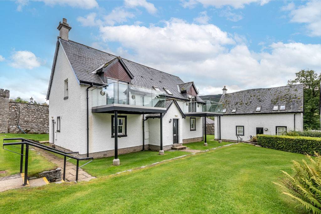 Entire apartment, The Kenmore Club in Kenmore, Perthshire