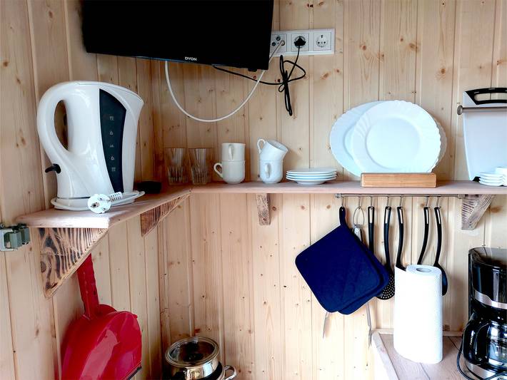 Wohnwagen für 4 Personen, mit Terrasse und Sauna sowie Ausblick in Nideggen - 4