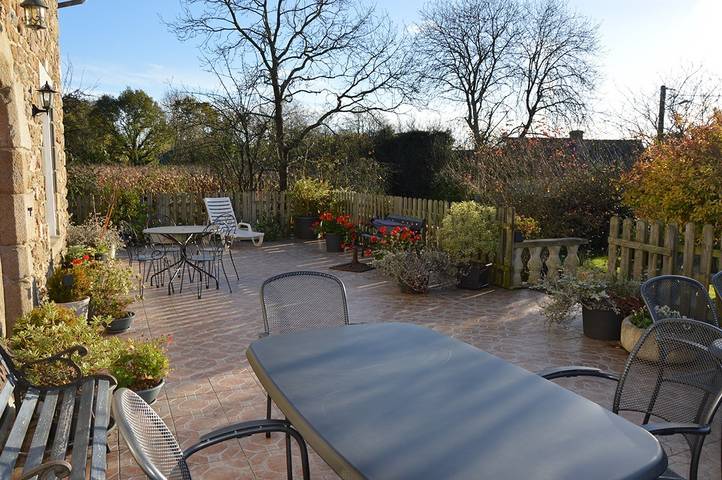 Gîte pour 8 personnes, avec Terrasse ainsi que Jardin et Vue à Saint-Briac-sur-Mer - 2