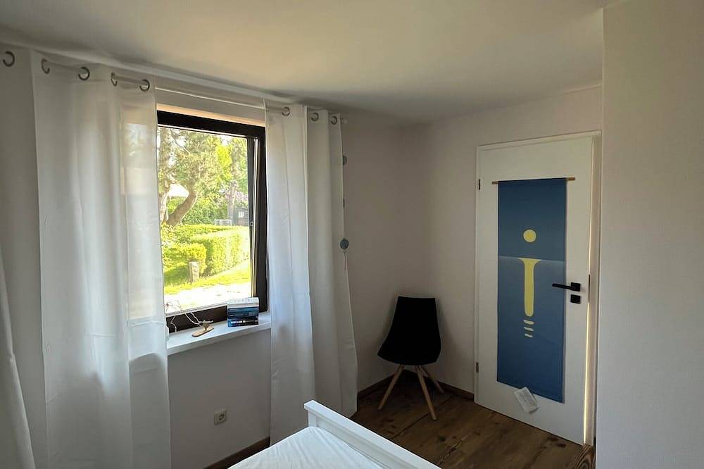 Bungalow am Grenzgraben in Ahrenshoop, Fischland