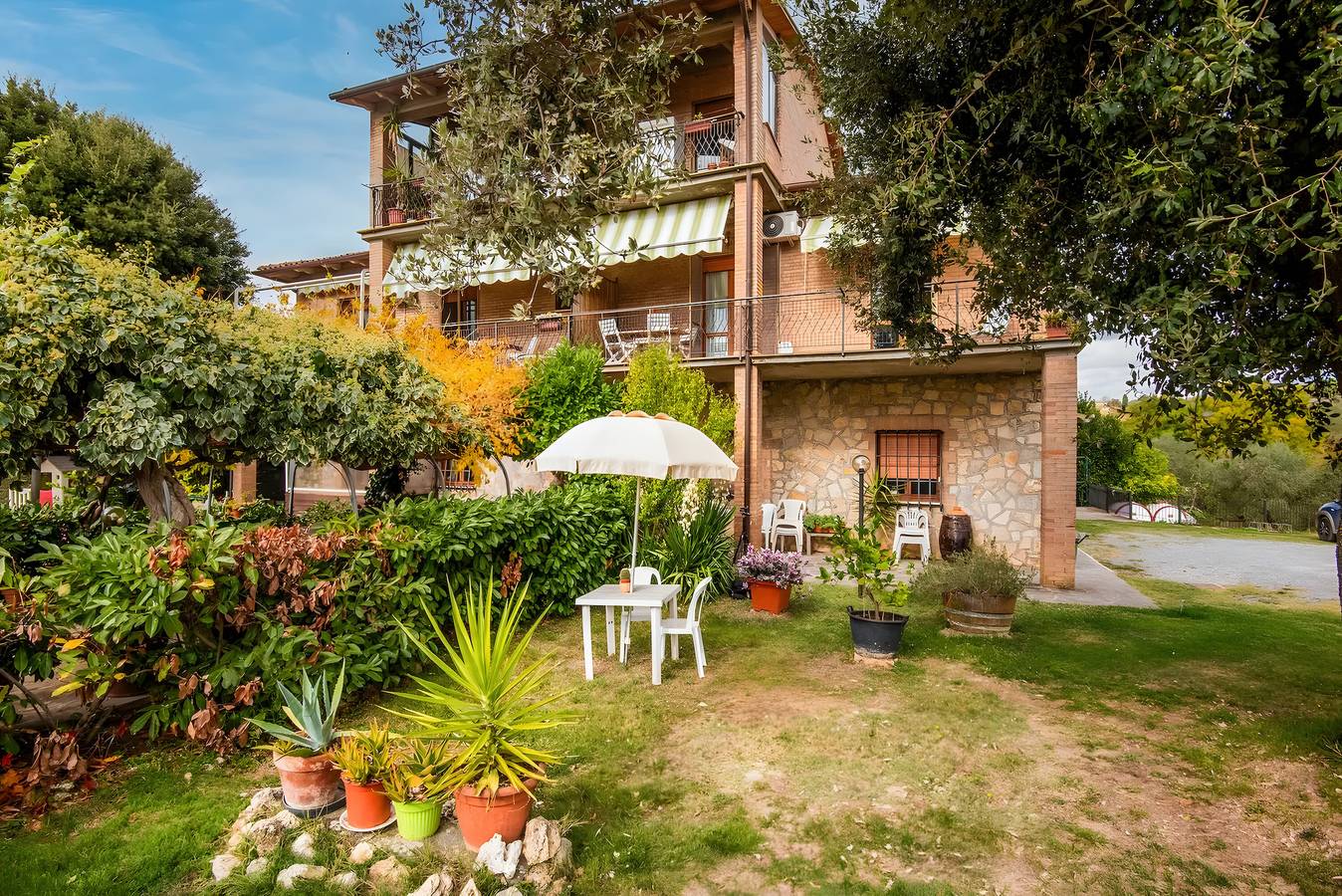 Apartment 'Osea' mit Balkon und Wlan in Monteriggioni, Chianti