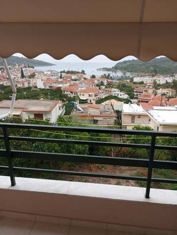 Gîte pour 3 personnes, avec vue et jardin, animaux acceptés dans Palaia Epidavros