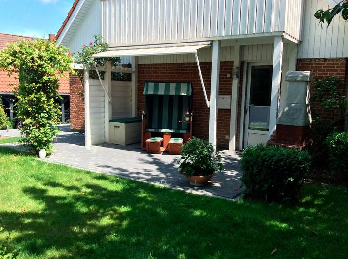 Ferienwohnung für 2 Personen, mit Terrasse und Garten in Heiligenhafen