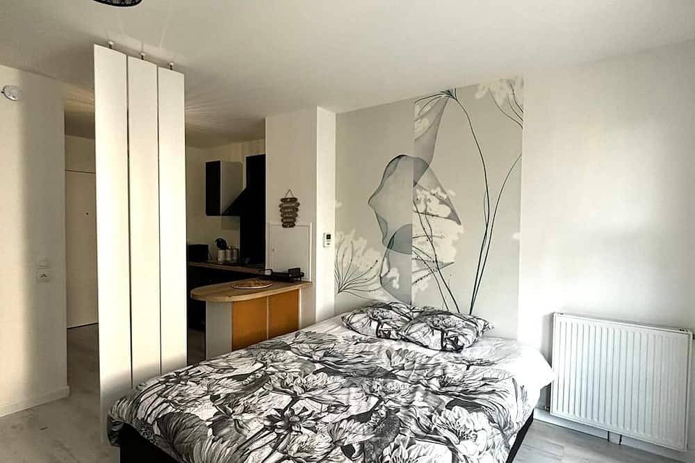 Apartamento entero, Le Malia: a magnificent studio ideal for Pro&Couple - Hyper center in Trappes, Yvelines