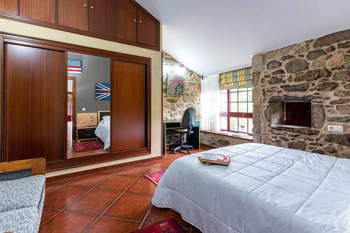 Location de vacances pour 8 personnes, avec piscine et jardin à Brión - 2