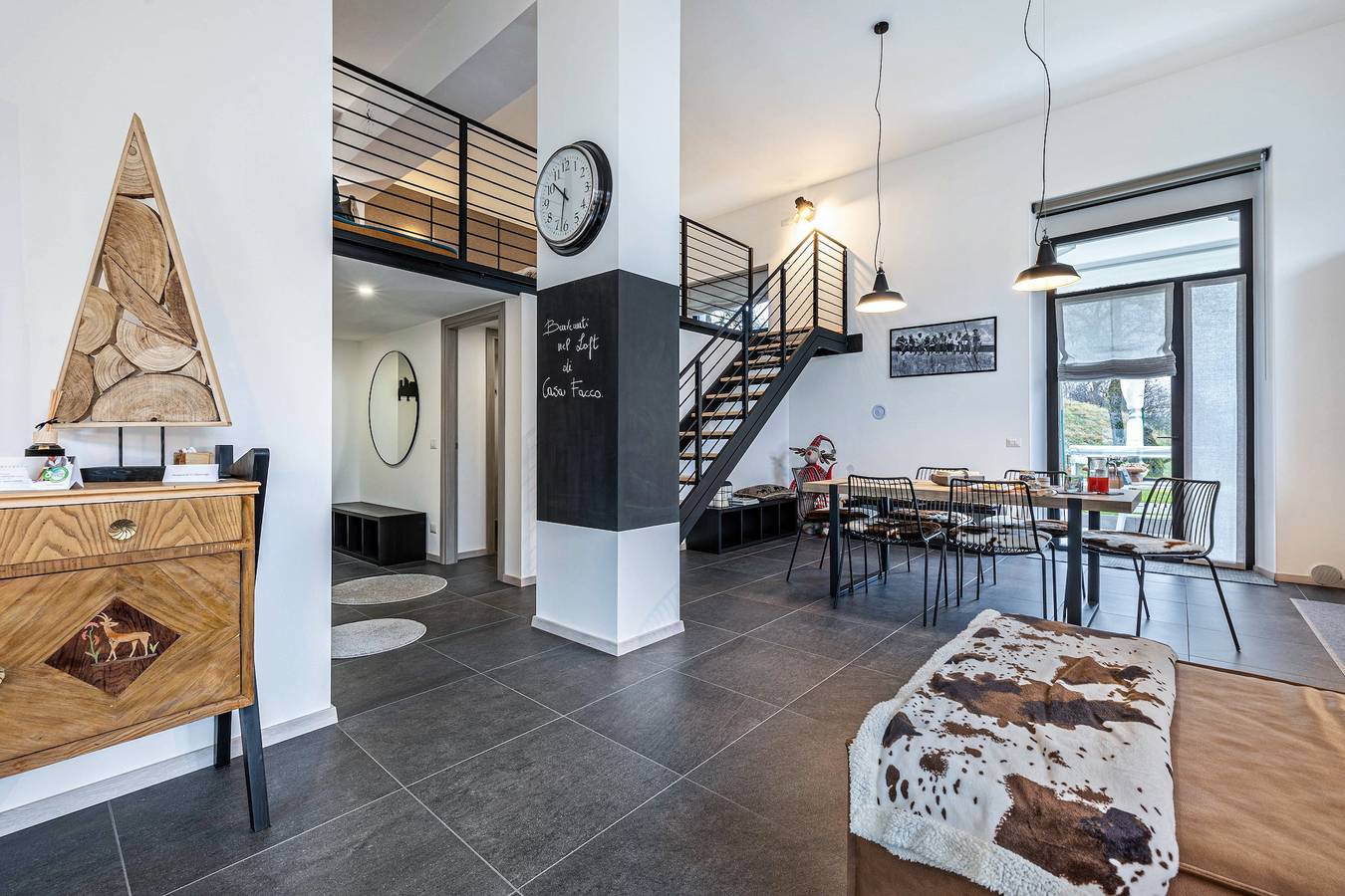 Ganze Wohnung, Loft "Casa Facco" mit Bergblick, Garten & Wlan in Bocenago, Brentagruppe