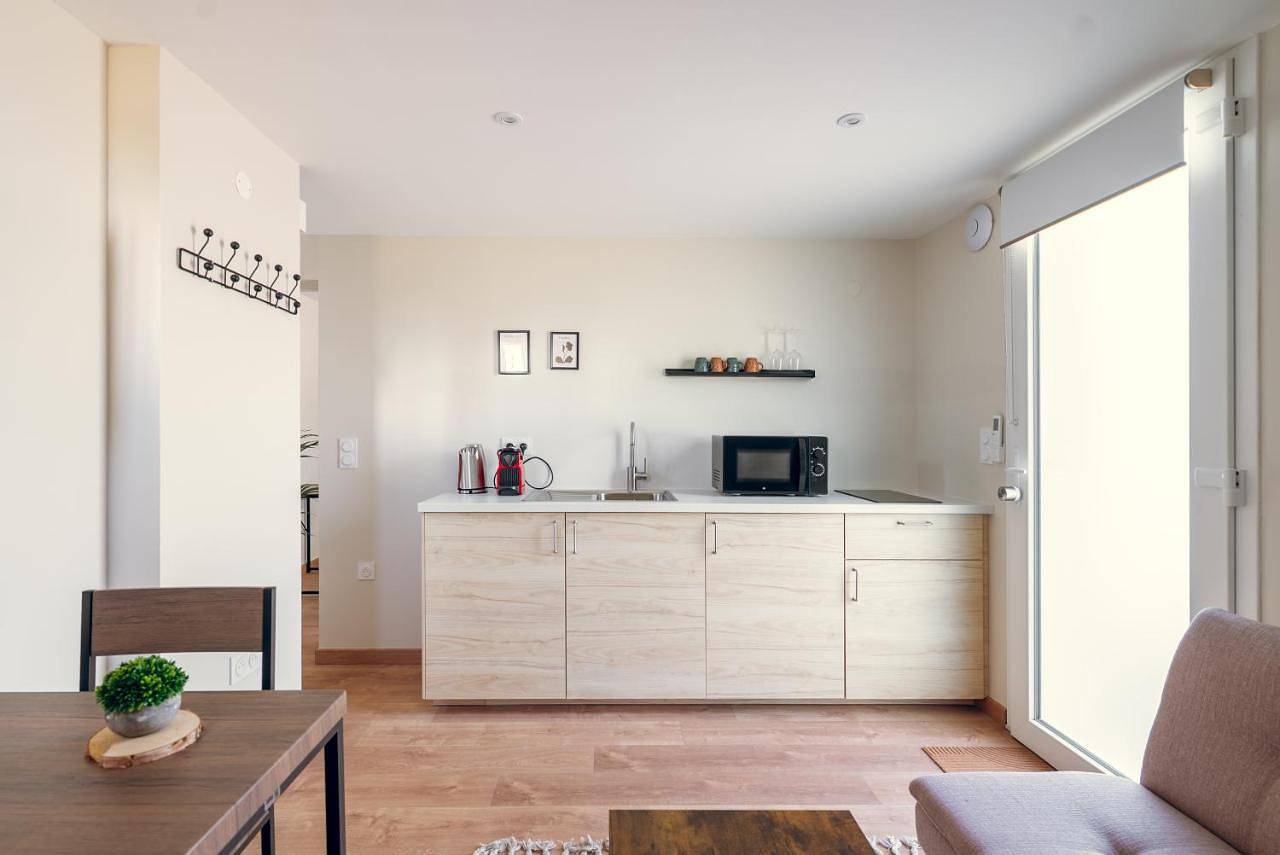 Appartement entier, L'essentiel, calme et climatisé - Accès autonome in La Ferté-Gaucher, Seine-et-Marne