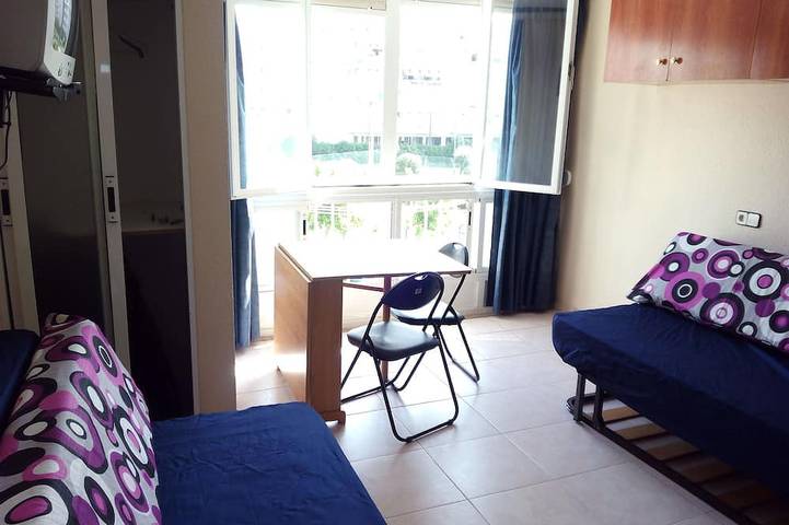 Location de vacances pour 6 personnes, avec Jardin à Platja de la Pineda