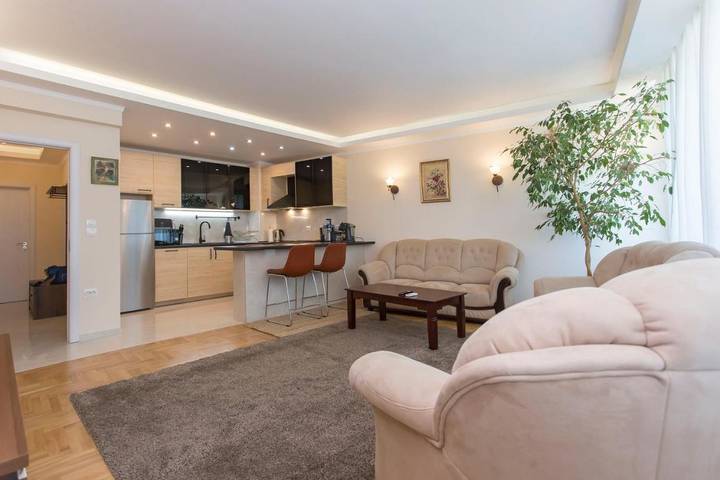 Ferienwohnung für 5 Personen, mit Garten und Ausblick in Sofia