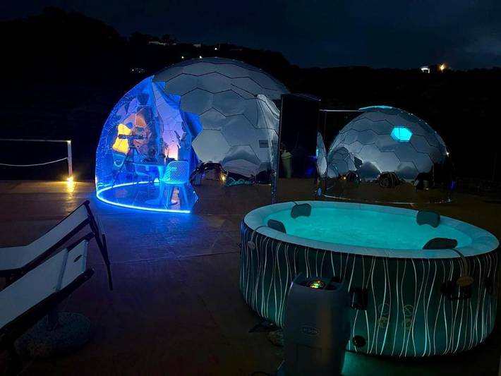 Tenda per 3 persone, con Idromassaggio e Terrazza nonché Giardino e Piscina per bambini a Ponza