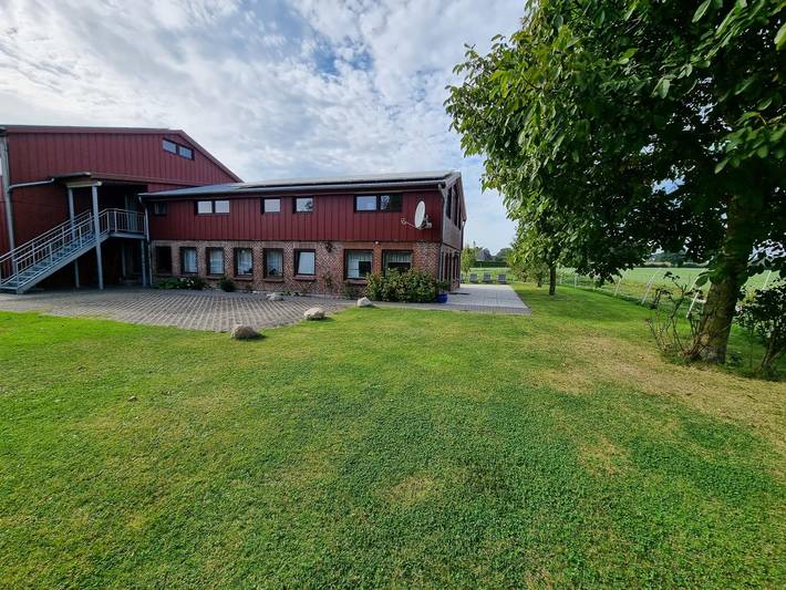 Ferienhaus für 12 Personen, mit Terrasse und Garten in Hasselberg - 2