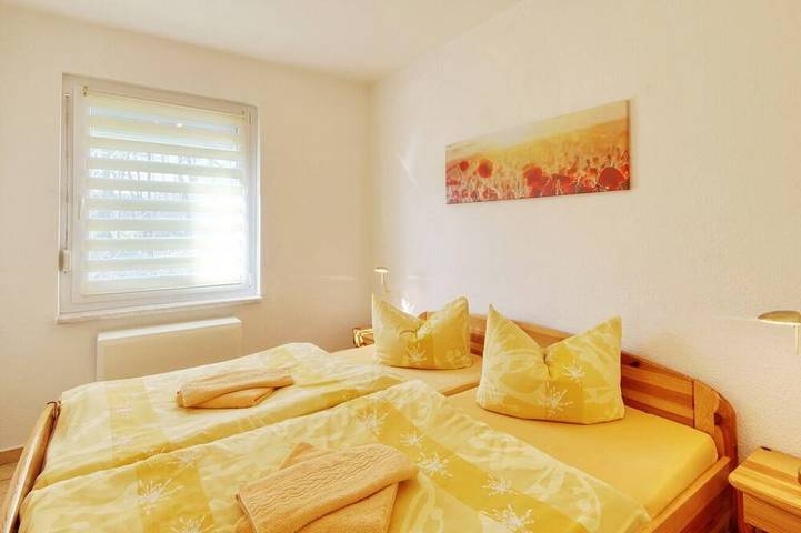 Ferienhaus für 4 Personen, mit Garten in Floh-Seligenthal - 2