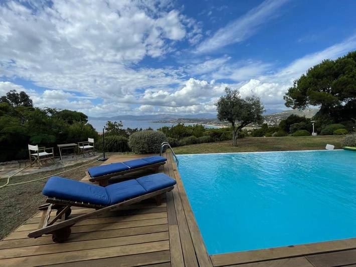 Chambre d’hôte pour 2 personnes, avec Terrasse et Jardin ainsi que Piscine et Vue en Corse-du-Sud - 2