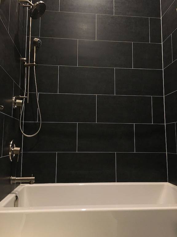 Ganze Wohnung, Broken Hill Designer Baker St Flat Mountain View. in Nelson, Whitewater Ski Resort