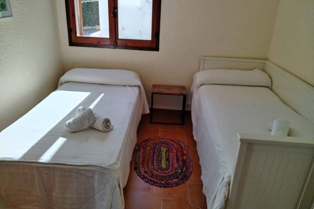 Entire apartment, Beautiful townhouse, comfortable and exterior, overlooking the garden. in La Sella, Pedreguer