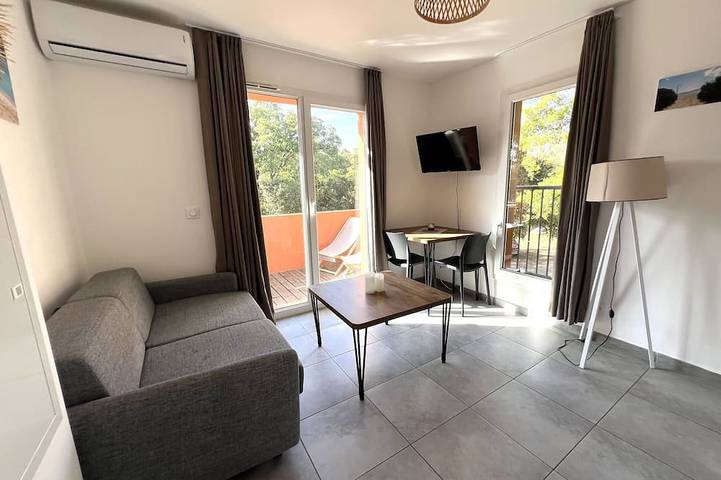 Gîte pour 4 personnes, avec piscine et jardin à Ciamannacce