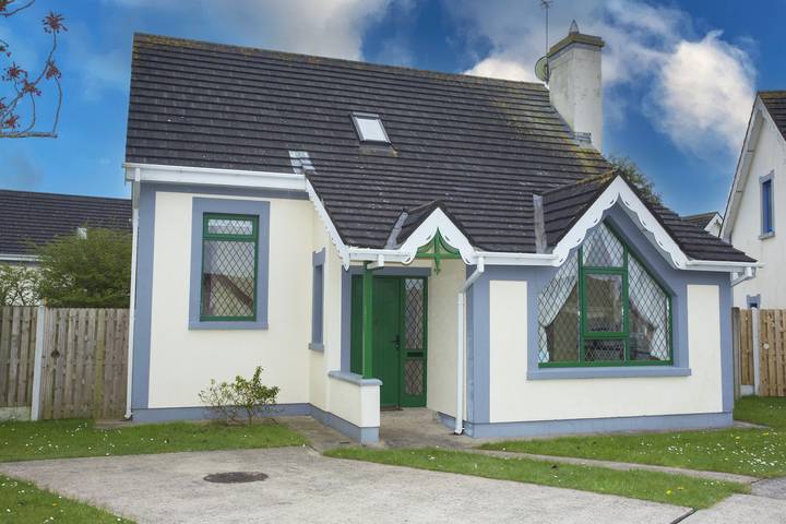 Holiday rental for 5 people, with garden in County Wexford