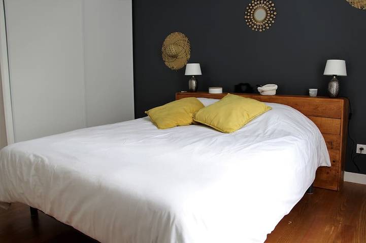 Apartamento entero, Las casas rurales del castillo - The Henri Iv loft in Nérac, Nérac region