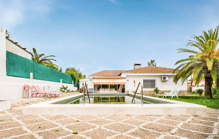 Local de férias chique com ar condicionado, piscina e terraço in Valencina de la Concepción, Sevilha Província