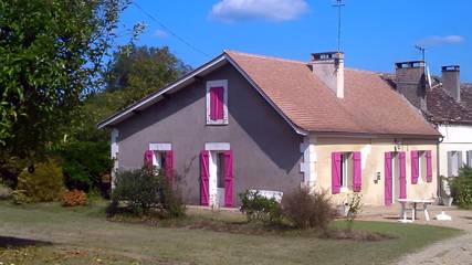 Gîte pour 4 personnes, avec jardin, animaux acceptés à Montpon-Ménestérol