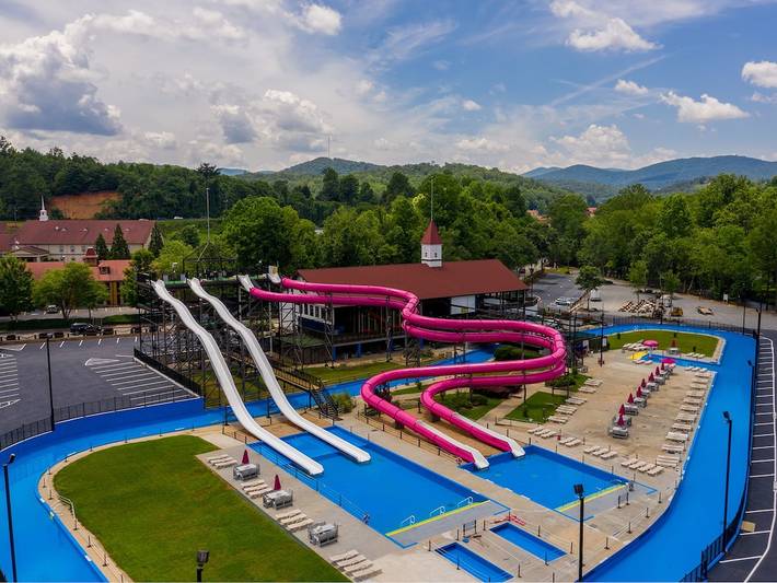 Blockhütte für 4 Personen, mit Balkon und Whirlpool - 1