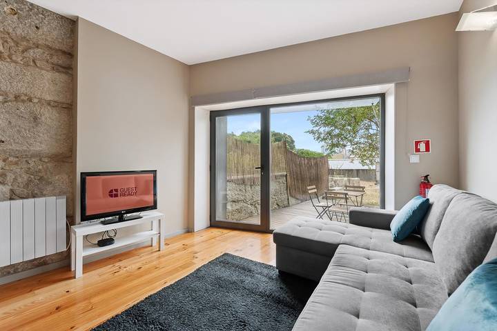 Casa de férias para 4 pessoas, com jardim e terraço em Massarelos
