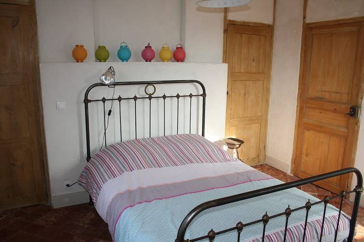 Gîte pour 5 personnes, avec Terrasse et Jardin à Ornaisons - 3