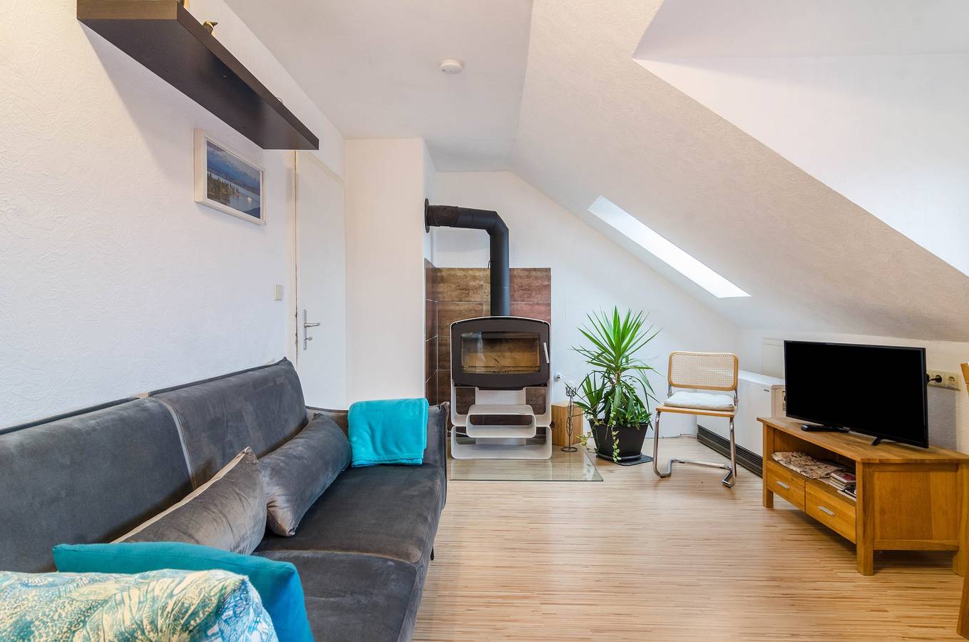 Ganze Wohnung, Ferienwohnung 'Birne' mit Seeblick, Gemeinschaftsgarten und Wlan in Meersburg, Region Bodensee-Oberschwaben