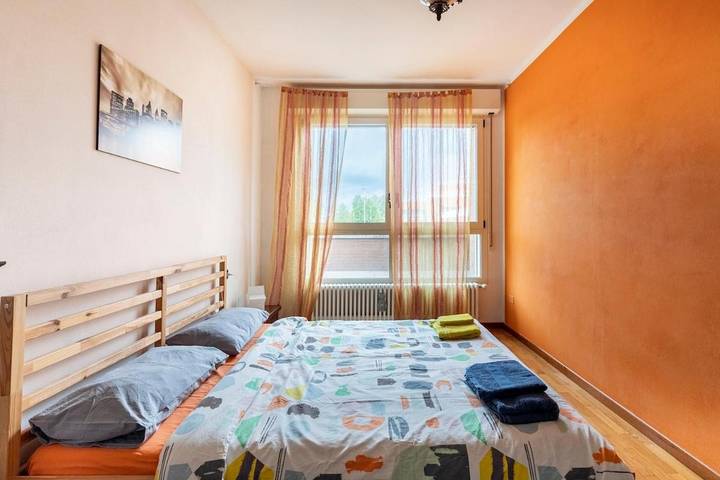 Appartamento per 5 persone, con giardino e balcone, adatto a famiglie con bambini in Cesena