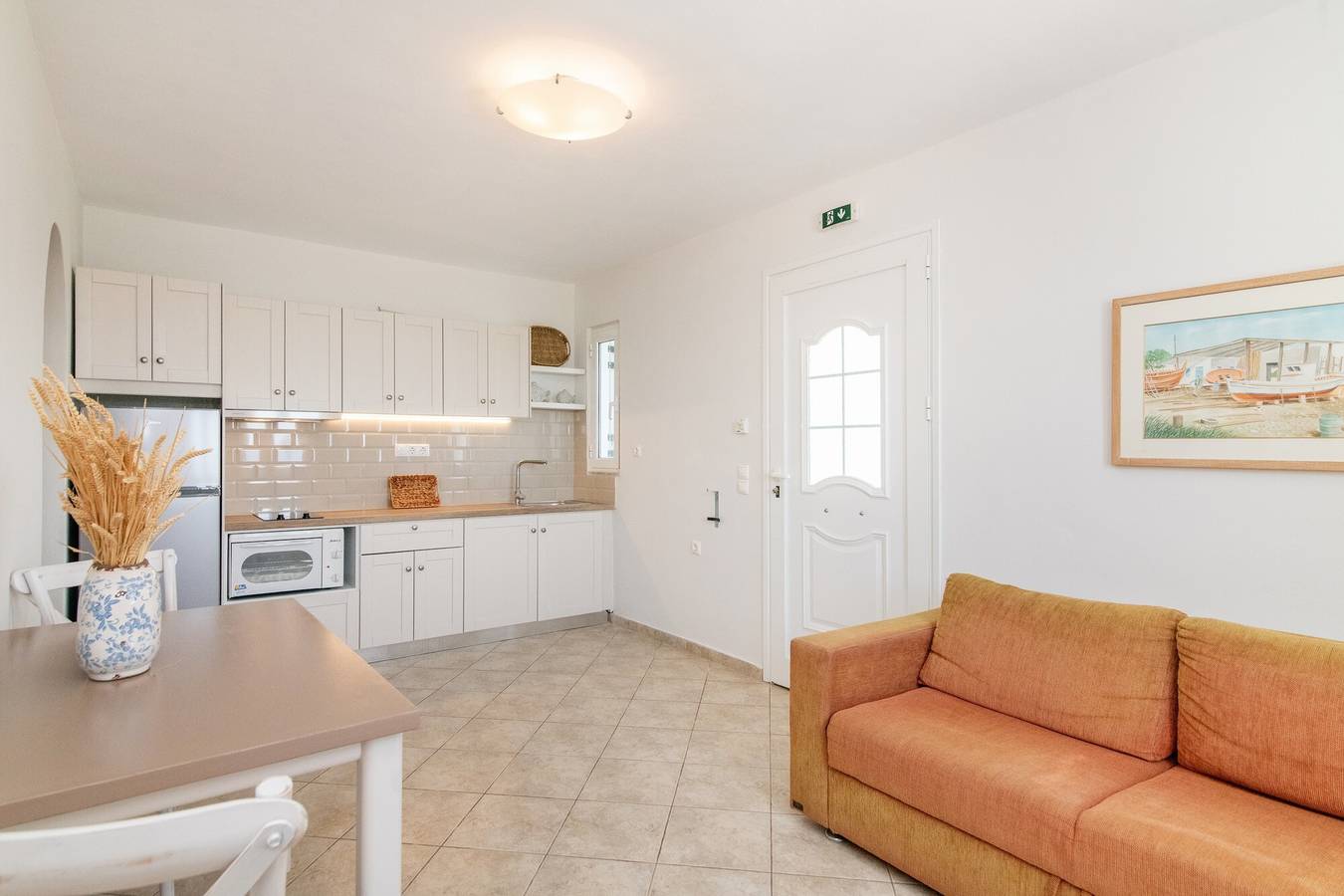 Holiday Home 'Anemologio 101 Tinos' with Sea View, Wi-Fi and Air Conditioning in Ormos Agiou Ioannou, Tinos