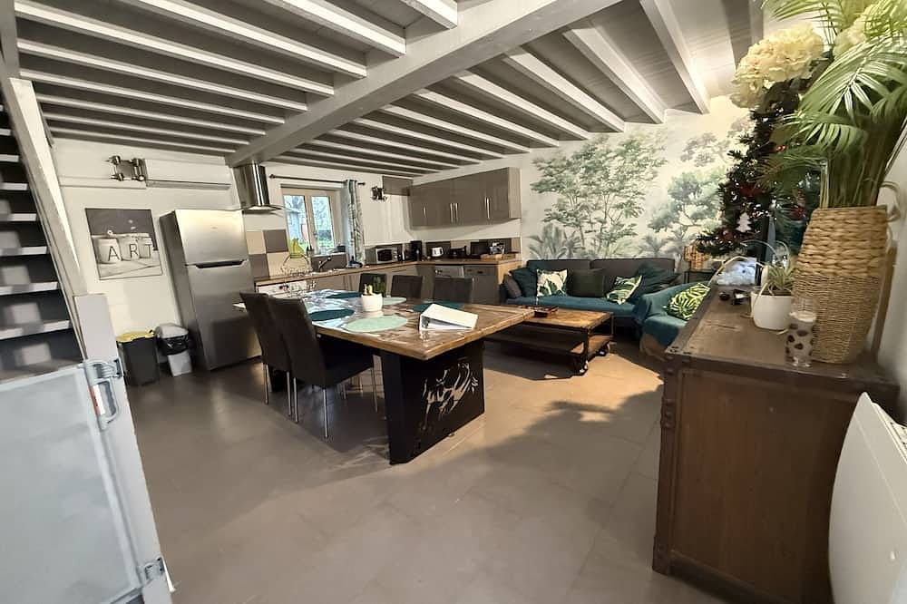 Le Relais-Ferienhaus-Klassisch-Ensuite mit Bad-Blick auf die Landschaft in Audinghen, Boulogne-sur-Mer und Umgebung