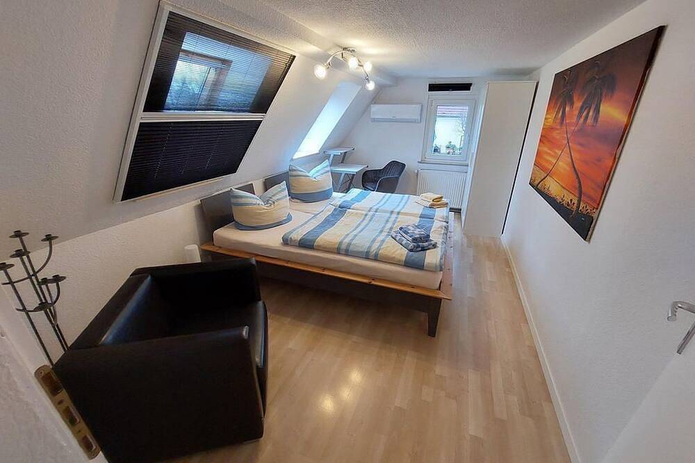 Ganze Wohnung, Gäste und Geschäftswohnung Stolle - Gäste und Geschäftswohnung in Bad Dürrenberg, Saale-Unstrut