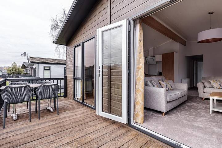Chalet for 6 people, with garden and hot tub - 1