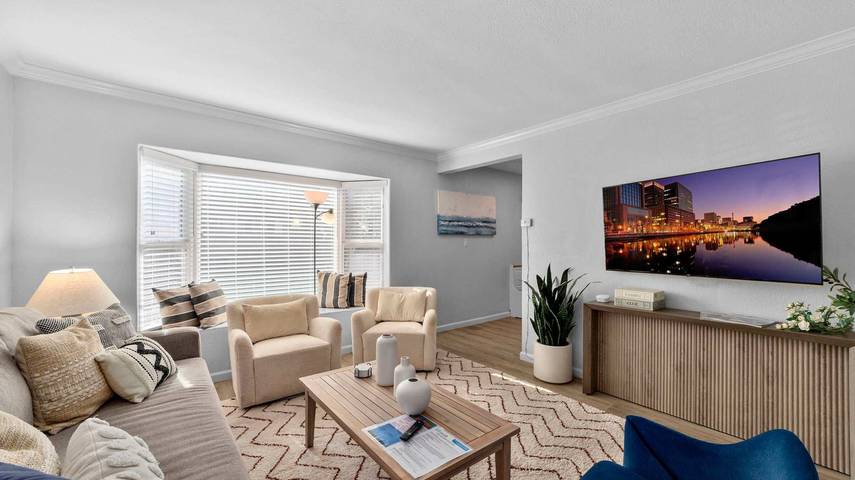 Apartment for 4 people, with balcony, kid friendly in San Diego