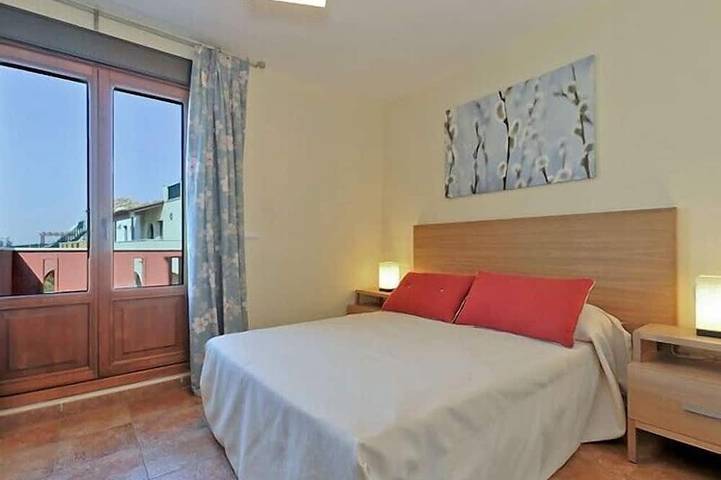 Beautiful 3 bedtown house in Andalucia in Urbanizacion Costa Esuri, Ayamonte