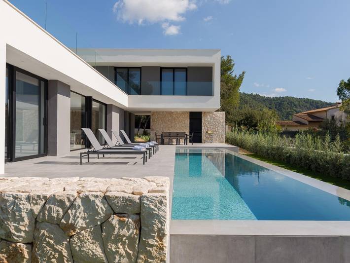 Casa de vacaciones para 8 personas, con Balcón/Terraza además de Jardín y Piscina en las Islas Baleares - 2