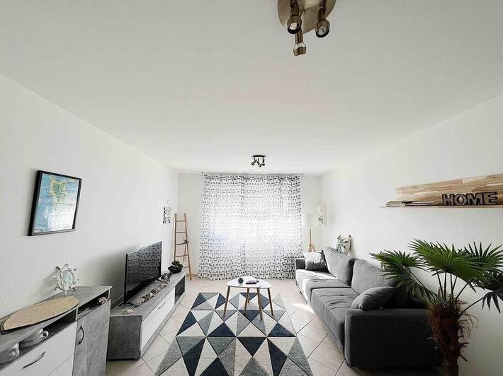 Location de vacances pour 4 personnes, avec jardin ainsi que vue et terrasse à Annoville - 2