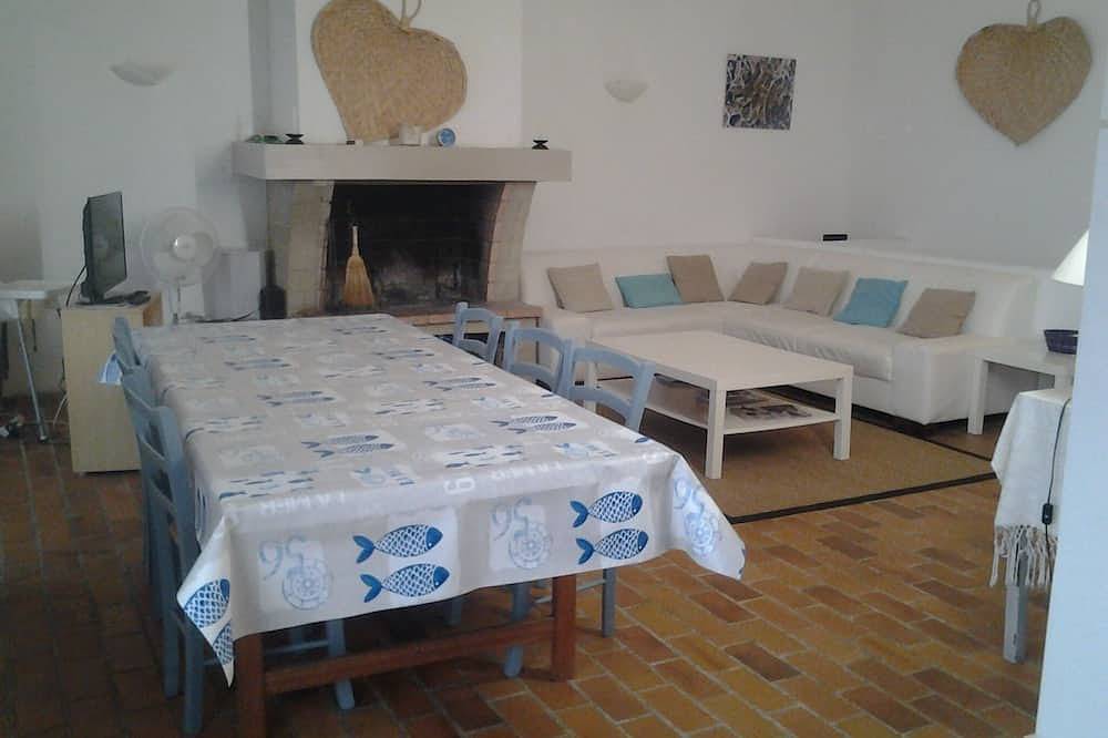 Villa mit Panoramablick auf das Meer 3 km südlich von Solenzara 2/7 Personen in Sari-Solenzara, Sartène und Umgebung