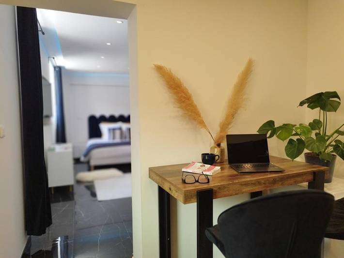 Gîte pour 2 personnes, avec sauna et jacuzzi à Beausoleil - 4